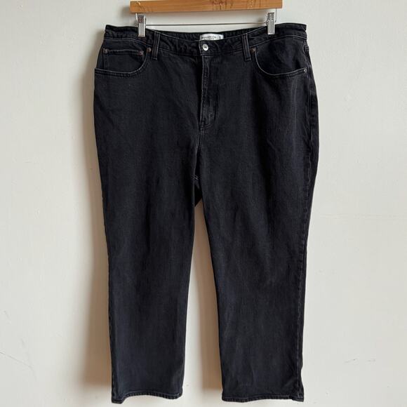 ABERCROMBIE & FITCH The 90s Straight Leg High Rise Curve Love Washed Black Jeans - Picture 1 of 9